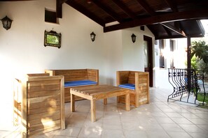 Deluxe Room | Terrace/patio