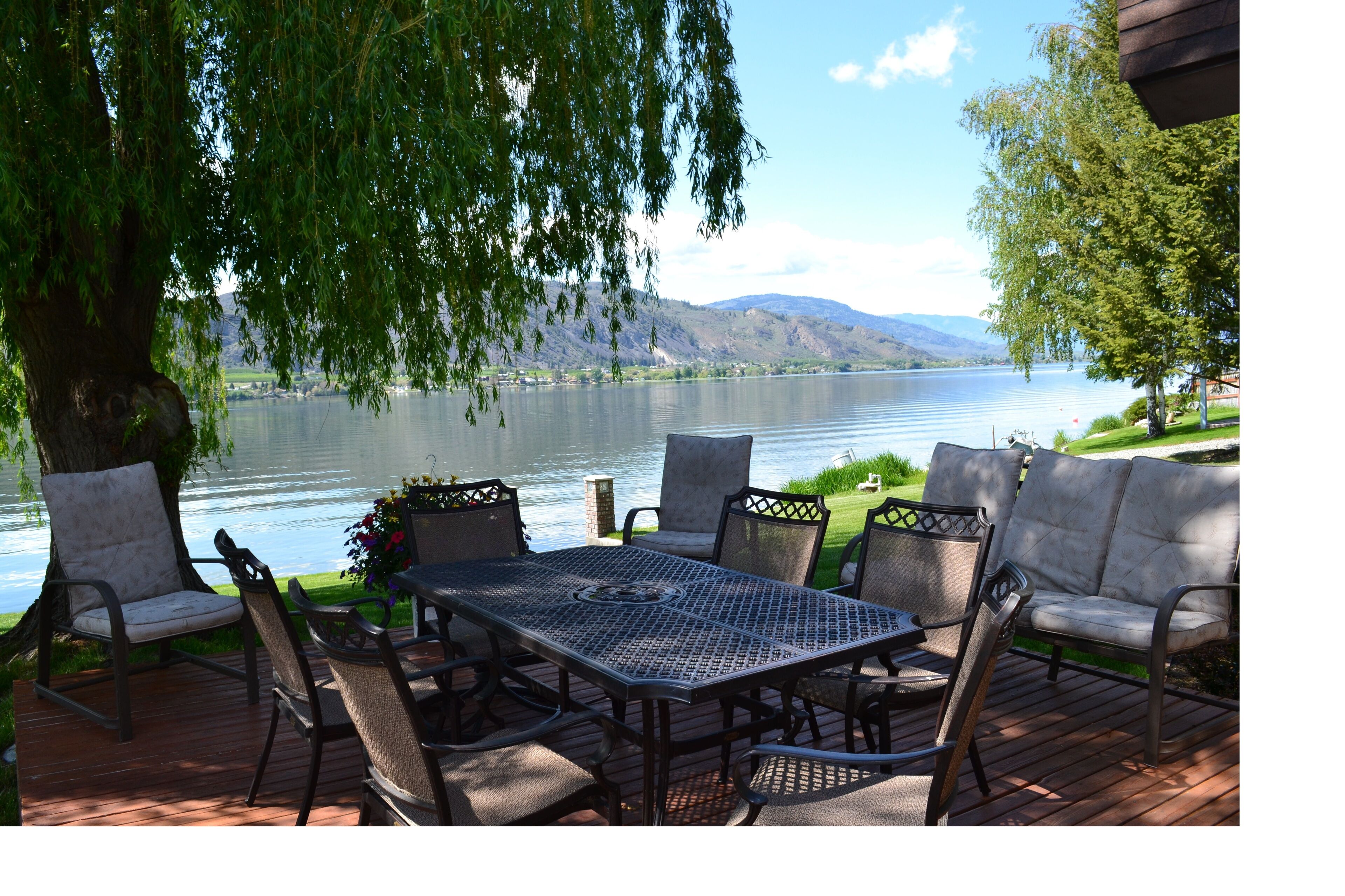YOUR INVITED To PLAY & RELAX  On THE LAKE  Warm Weather & Beautiful Sunsets