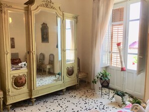 3 Schlafzimmer, Bügeleisen/Bügelbrett, WLAN, Bettwäsche