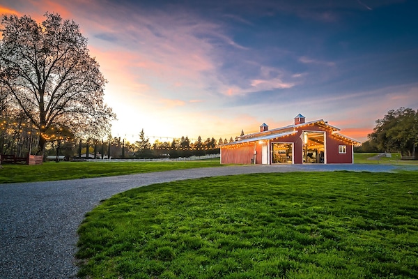 Welcome to the Sacramento River House! Your home away from home.