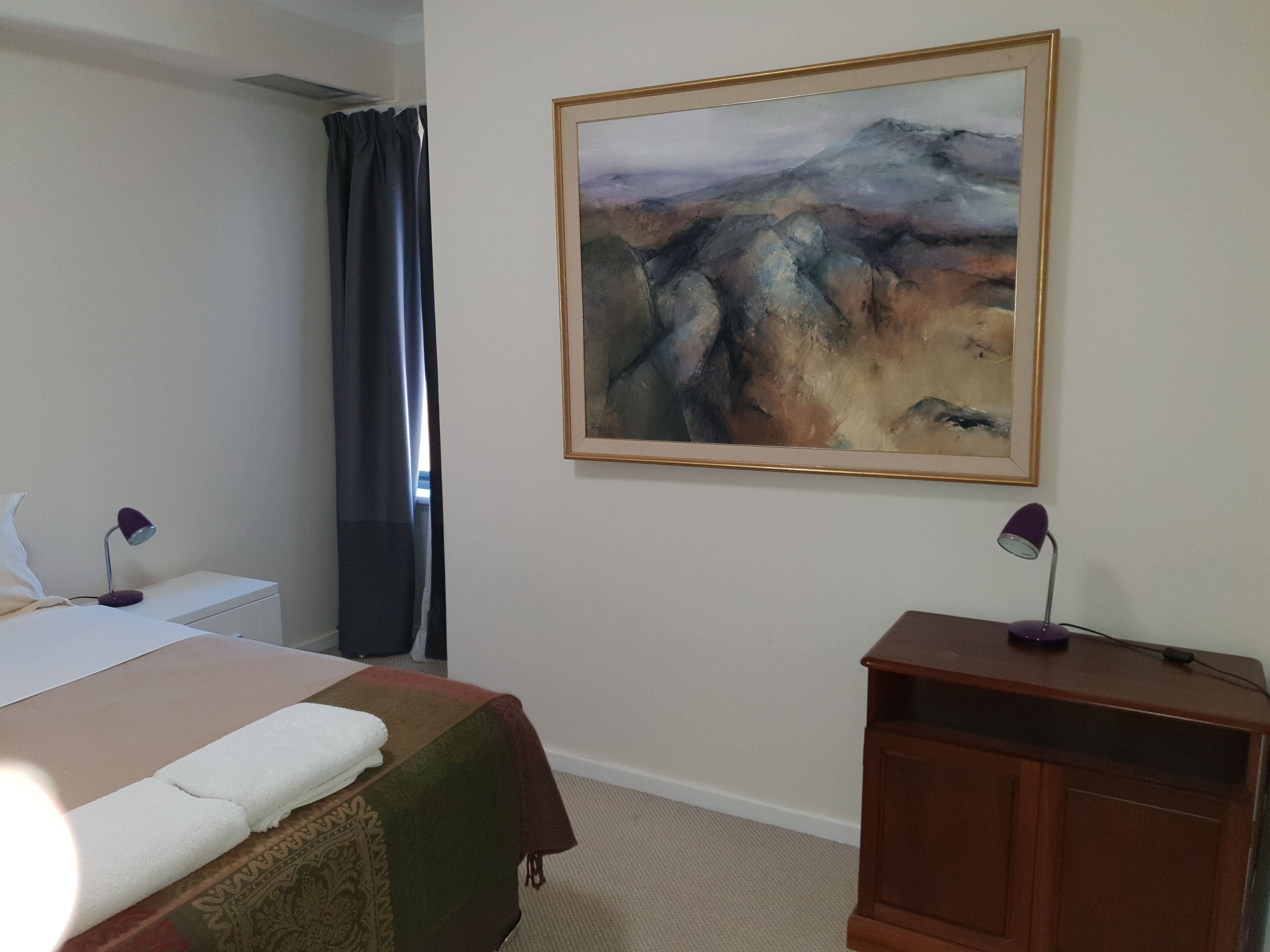 Superb East Perth 2 BR  riverside, minutes to CBD, Optus Stadium