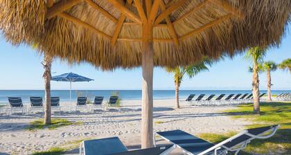 Penthouse on the beach,Rooftop Deck FOR FAB Sunsets & 360 Views, 2 MIN to Beach!