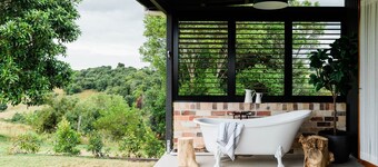 Thirlestane Farm Cottage-Cooroy<br>Cabaña de lujo con impresionantes vistas al interior