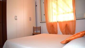 2 camere, ferro/asse da stiro, Wi-Fi, lenzuola