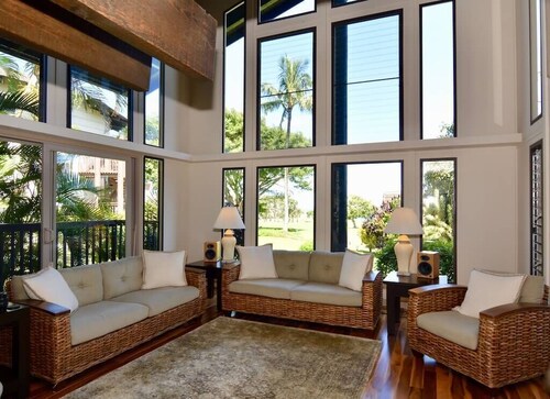 Beautiful Tropical Getaway - Pool - Grill & More