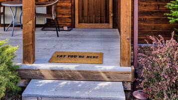 Deluxe Room, 1 King Bed (The Canyon Room) | Premium bedding, down comforters, individually decorated