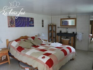 Double Room, Ensuite (La Bastidane)