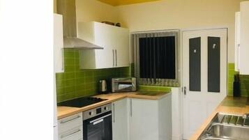 House, Private Bathroom (Whole) | Restaurant