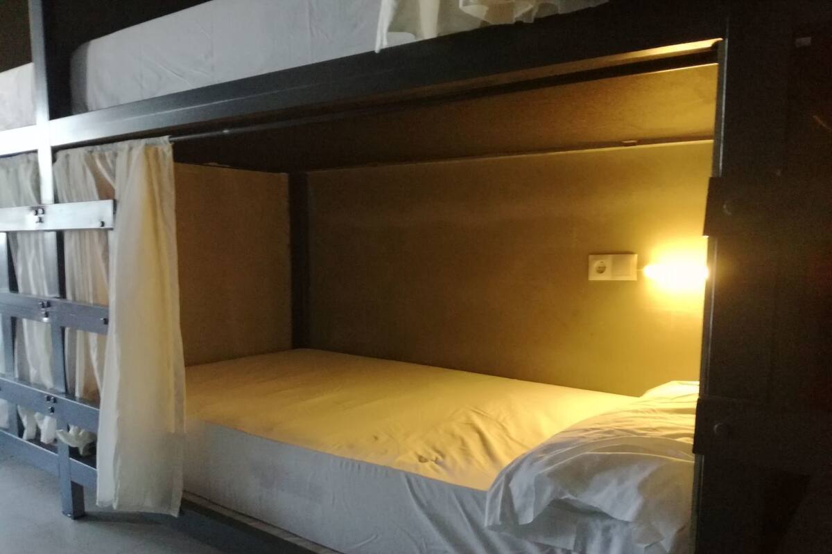 2 phòng ngủ, két bảo mật tại phòng