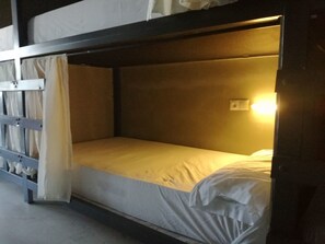 2 bedrooms, in-room safe, free WiFi, bed sheets