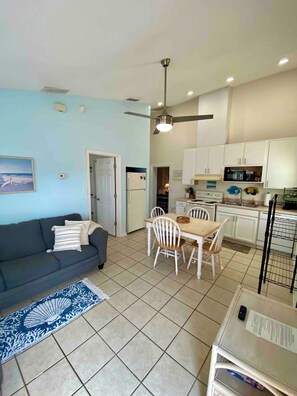 Interior - BEACH BUM COTTAGES - STEPS FROM BEACH, INGROUND POOL, PERFECT LOCATION (St George Island)