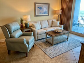 Flat-screen TV, DVD player, stereo