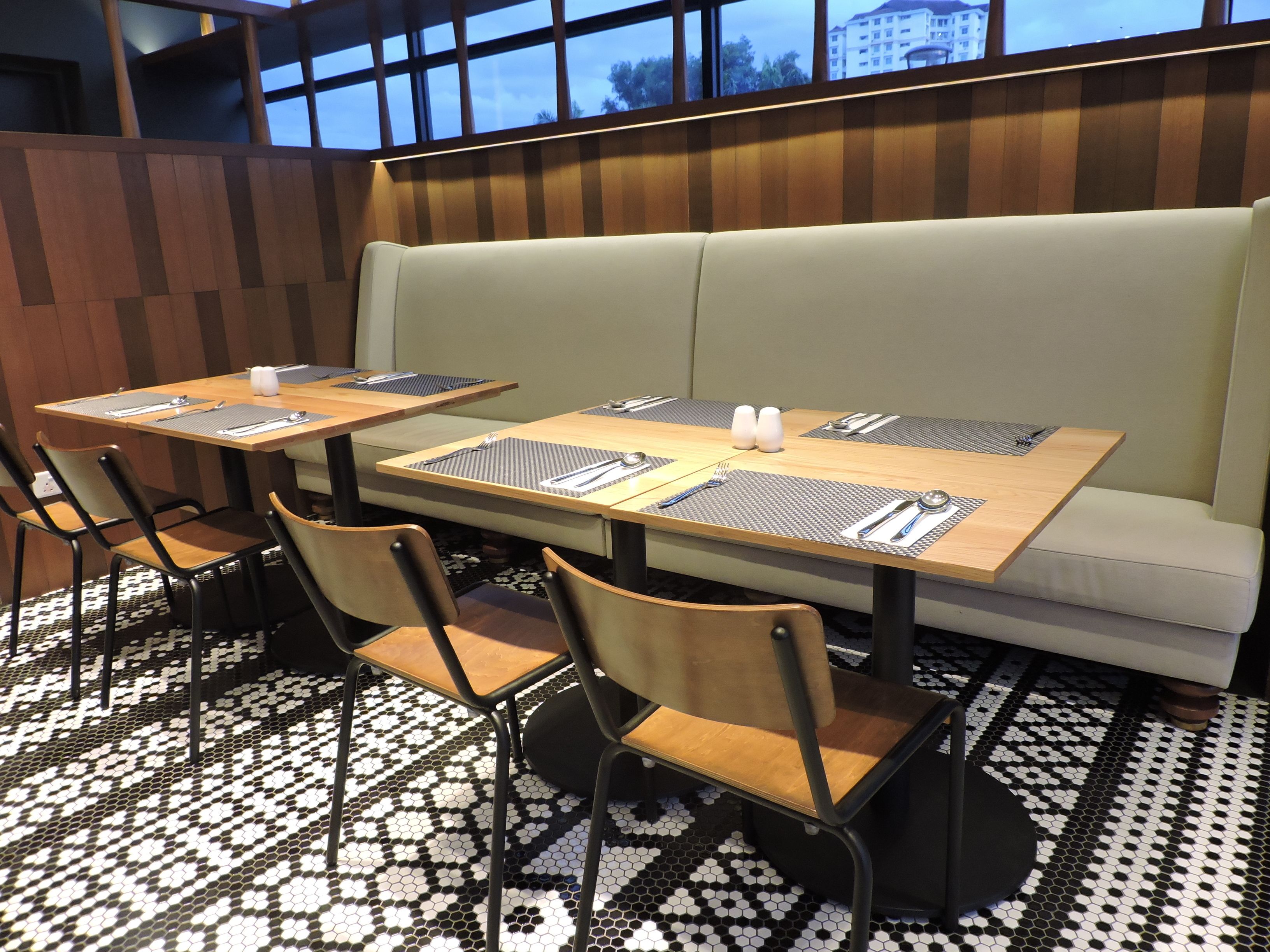 breakfast, lunch, dinner served; local and international cuisine