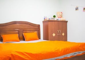 Basic Double Room, 1 Double Bed | Free WiFi