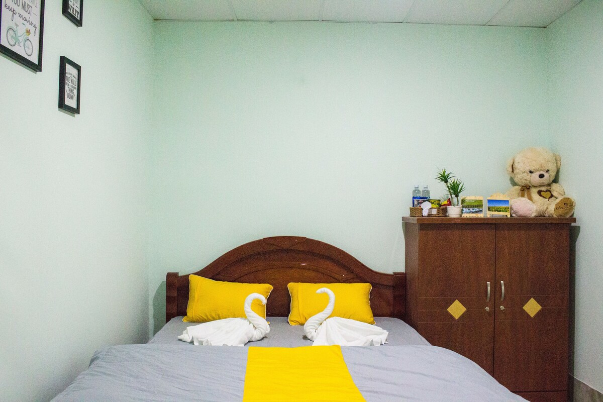 Shared Dormitory | Free WiFi