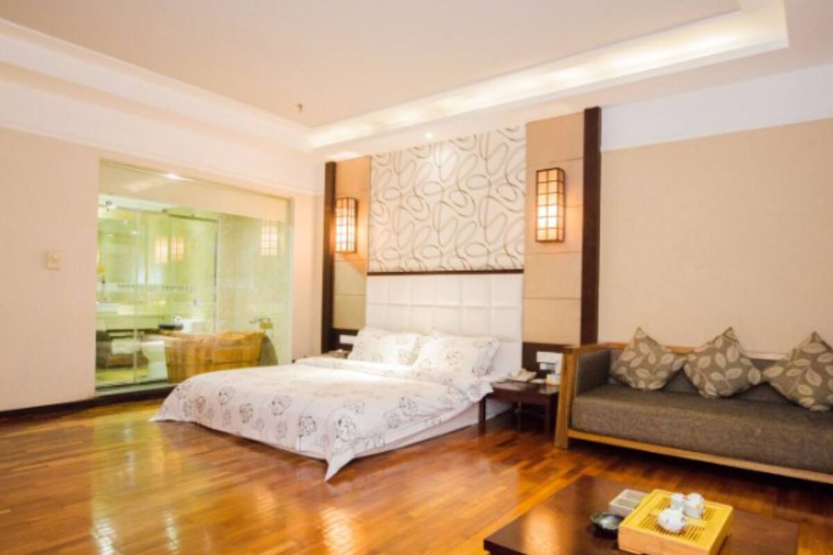 Superior Double Room | Desk, blackout drapes, iron/ironing board (on request)