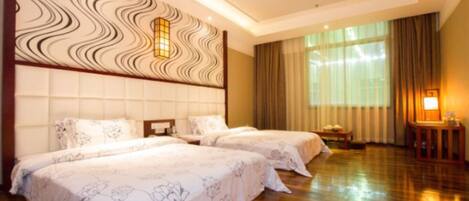 Superior Twin Room | Desk, blackout drapes, iron/ironing board, rollaway beds