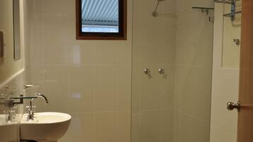 Ferienhaus, 5 Schlafzimmer (Capertee Homestead) | Badezimmer | Dusche