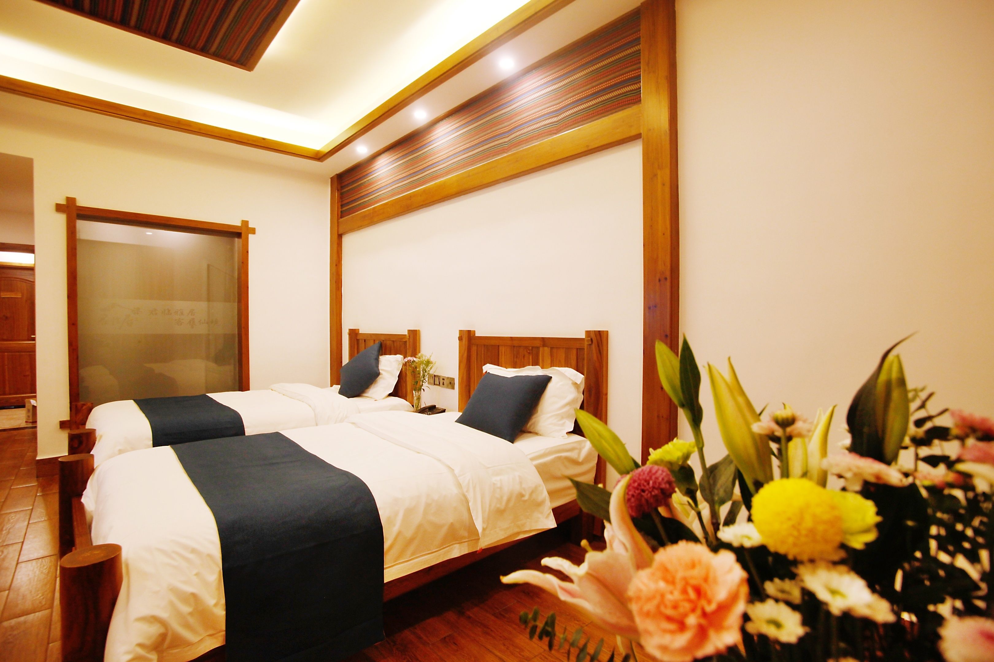 standard twin room | 1 bedroom, premium bedding, minibar, desk