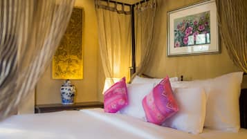 Tara Villa B1 | Desk, blackout drapes, free WiFi, bed sheets