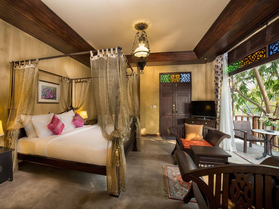 Tara Villa A2 | Desk, blackout drapes, free WiFi, bed sheets