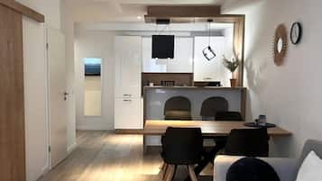 Superior Apartment, Accessible, Ensuite | Lounge