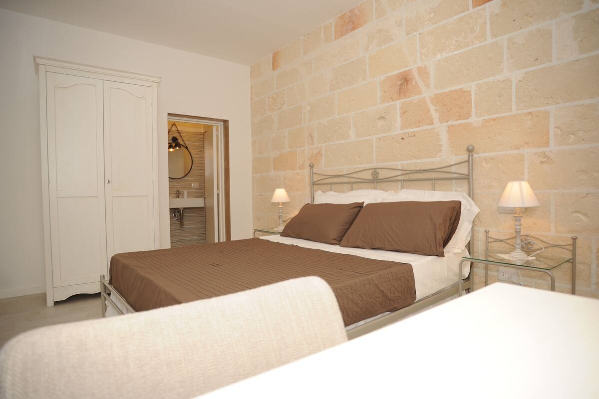 Standard Double Room | Premium bedding, in-room safe, desk, free WiFi