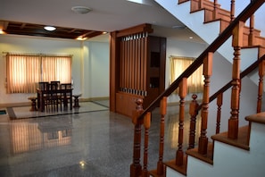 3-Bedroom Villa with 4 Bathrooms | 客室の設備とサービス