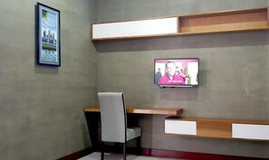 Superior Double Room, City View | Room amenity - Krissna Villa Siem Reap (Siem Reap)