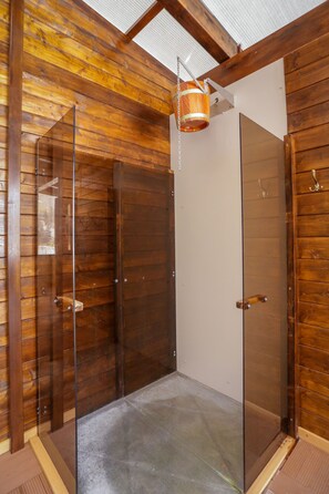 Body treatments, body wraps, body scrubs