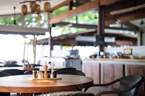 Aperto a colazione, pranzo e cena