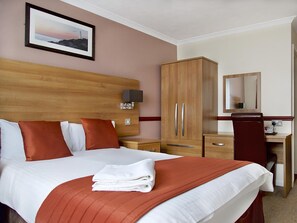 スタンダード ダブルルーム | デスク、アイロン / アイロン台、ベッドシーツ、車椅子でアクセスできる設備