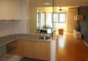 公寓, 2 間臥室 | 私人小型廚房 | 大型冰箱、爐台