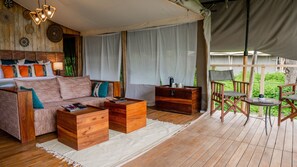 Lều dành cho gia đình | Màn/rèm cản sáng, giường gấp/giường phụ (phụ phí), bộ trải giường 