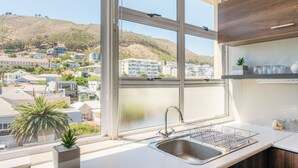 Unclassified image, 2 of 16, button - Montclaire Suite 2 (Cape Town)