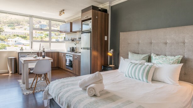 Unclassified image, 1 of 16, button - Montclaire Suite 2 (Cape Town)