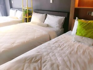 PODZzz Suites @ Aeropod / K2-07-10B | Bureau, Wi-Fi gratuit