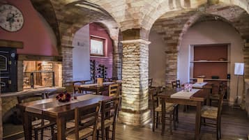 Sudah termasuk sarapan siap masak setiap hari