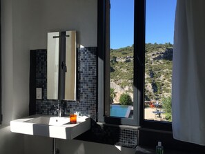 Tremannsrom, spabadekar (Diamantina) | Diverse