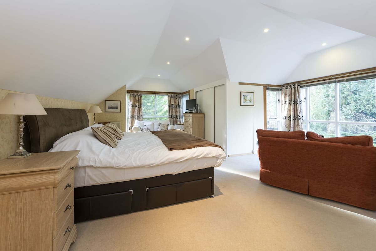 standard double room, ensuite, garden view (sycamore) | premium bedding, individually decorated, desk, soundproofing