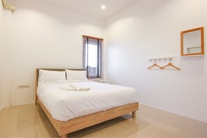 3-Bedroom Villa with Private Pool | 3 ห้องนอน, พื้นที่ทำงานแบบใช้แล็ปท็อป, ผ้าม่านกันแสง, เตียงเสริม/เปล