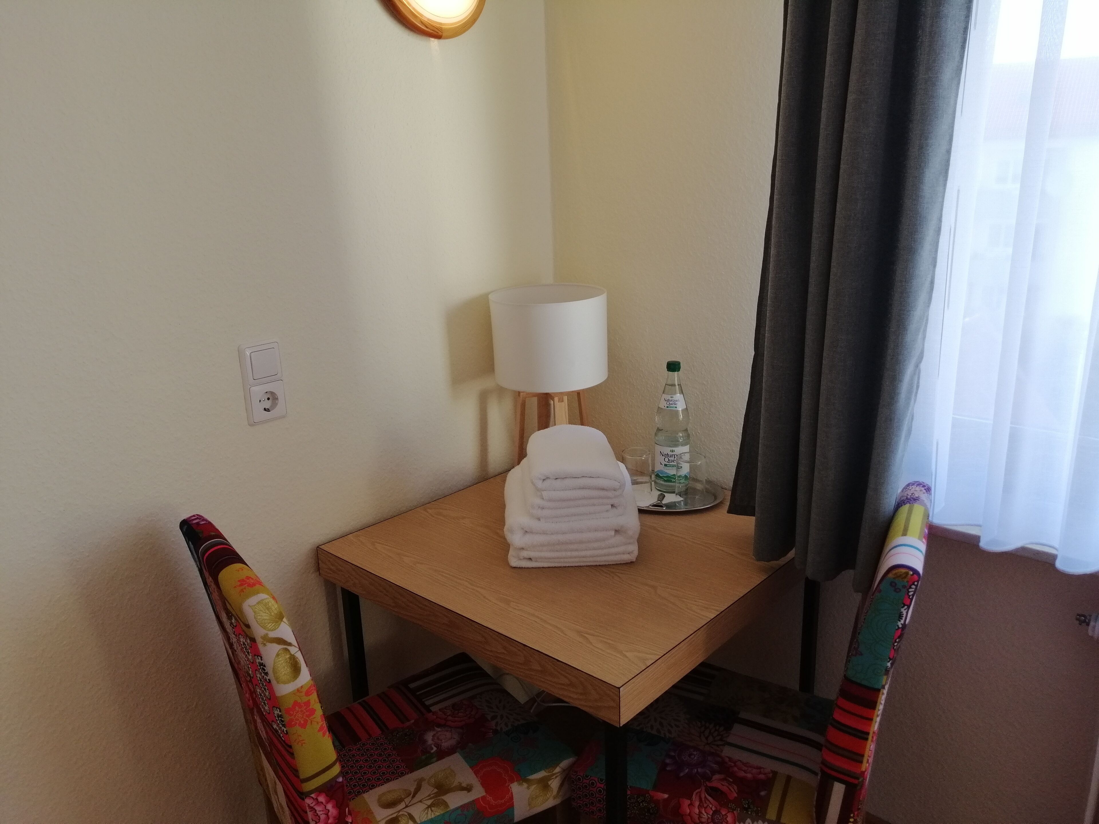 Economy-Doppelzimmer, eigenes Bad | Zimmerausstattung