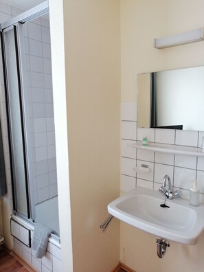 Room amenity - Hotel Garni Elisabeth (Goeppingen)