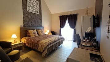 Tweepersoonskamer (Viscos) | Luxe beddengoed, Tempur Pedic-bedden, individueel gedecoreerd