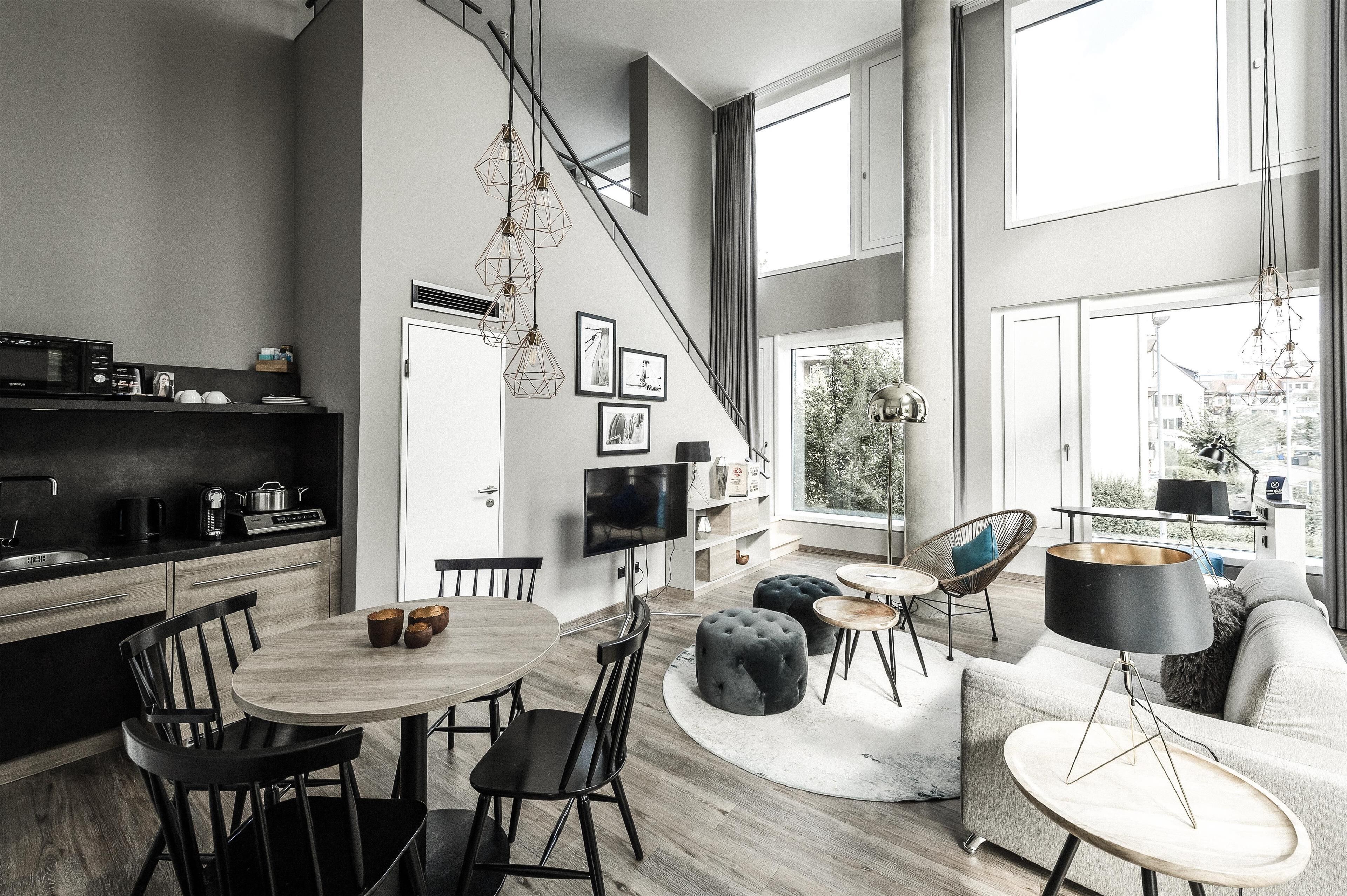 Superior studio | Luxe beddengoed, een kluis op de kamer, een bureau