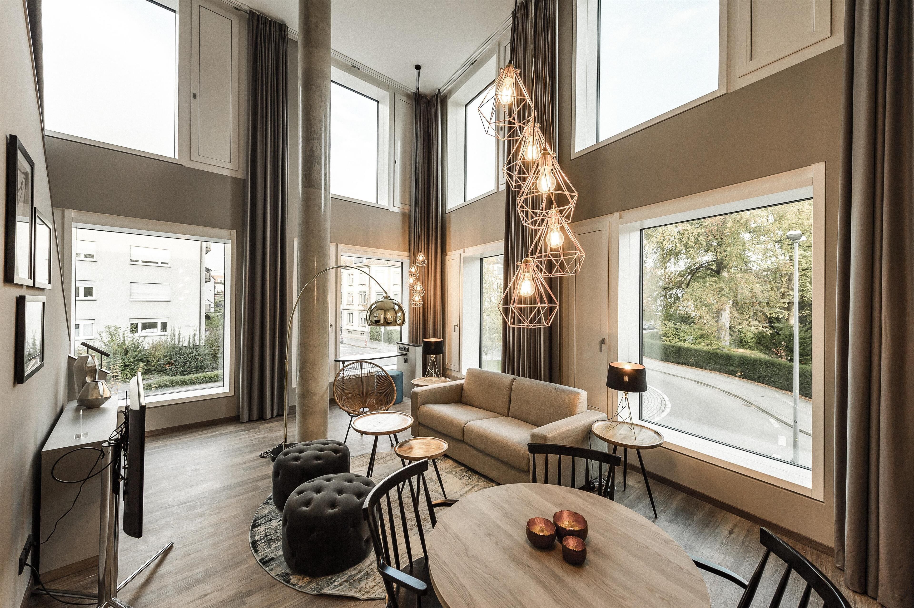 Studio | Bộ đồ giường cao cấp, két bảo mật tại phòng, bàn, màn/rèm cản sáng 