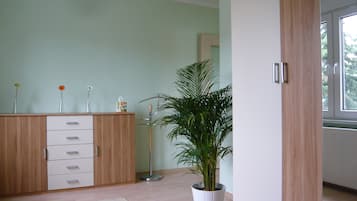 Apartemen Comfort, 2 kamar tidur | Wi-Fi gratis dan seprai linen
