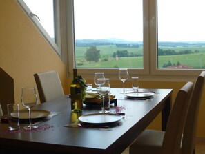 高級公寓 | 免費無線上網、床單