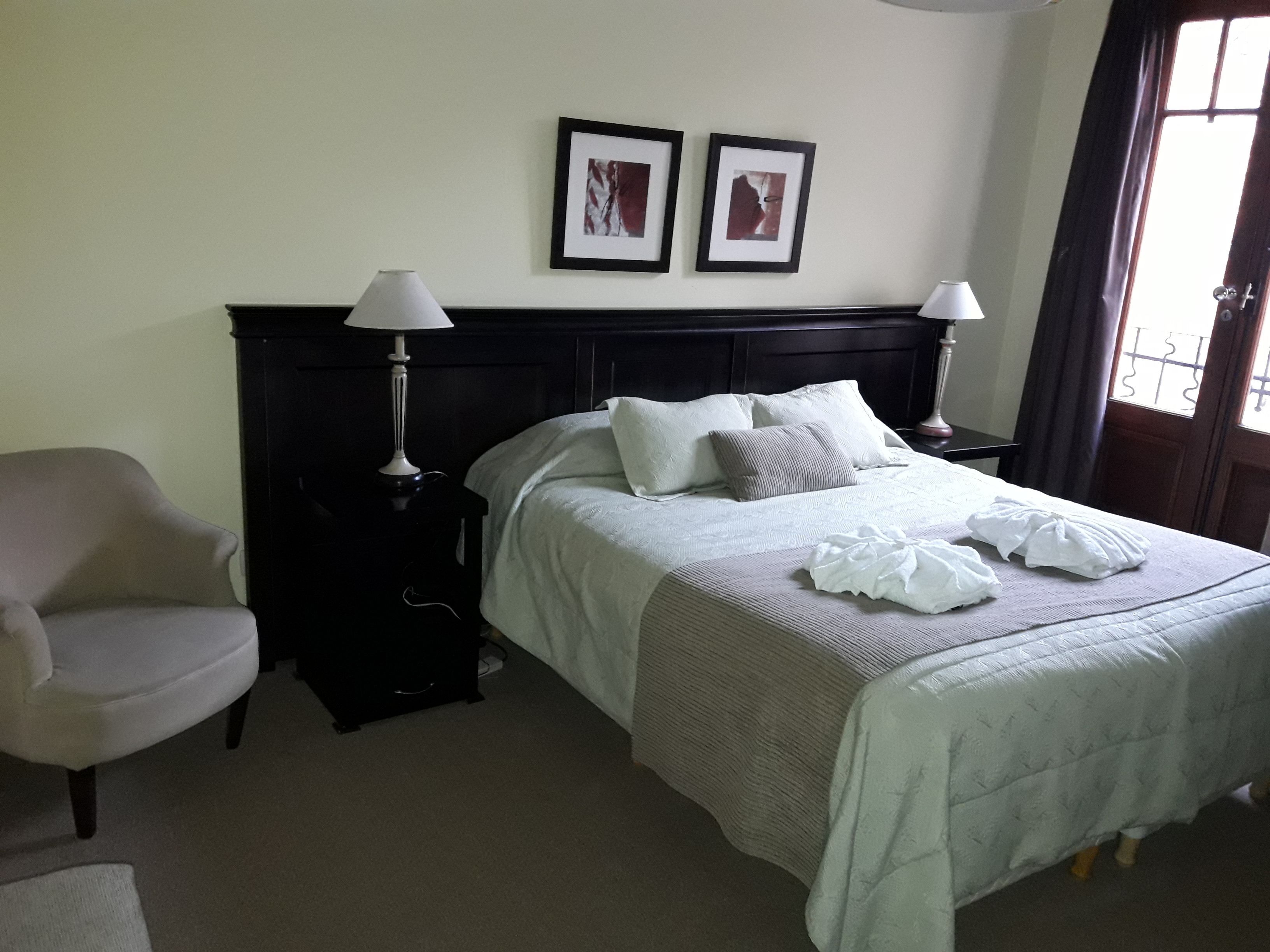 Chambre Double Supérieure, 1 grand lit, salle de bains privée | 1 chambre, coffres-forts dans les chambres, Wi-Fi gratuit, draps fournis