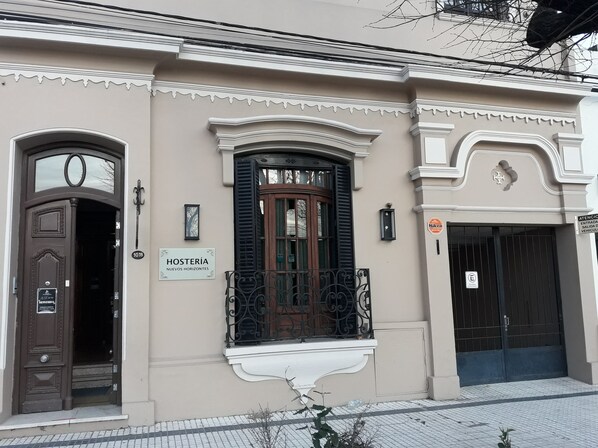 Front of property - Hosteria Nuevos Horizontes (Tandil)
